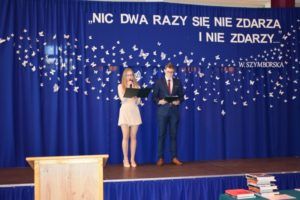 Pożegnanie klas maturalnych w ZSP w Chorzelach 2022
